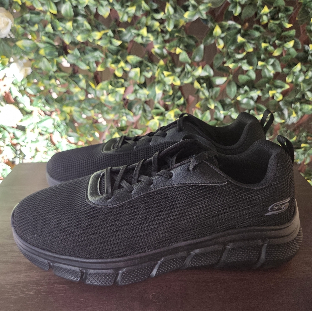 Skechers Bobs Sport B Flex Cool Edge Sneaker Men Sz 10 Wide Fit Solid Black